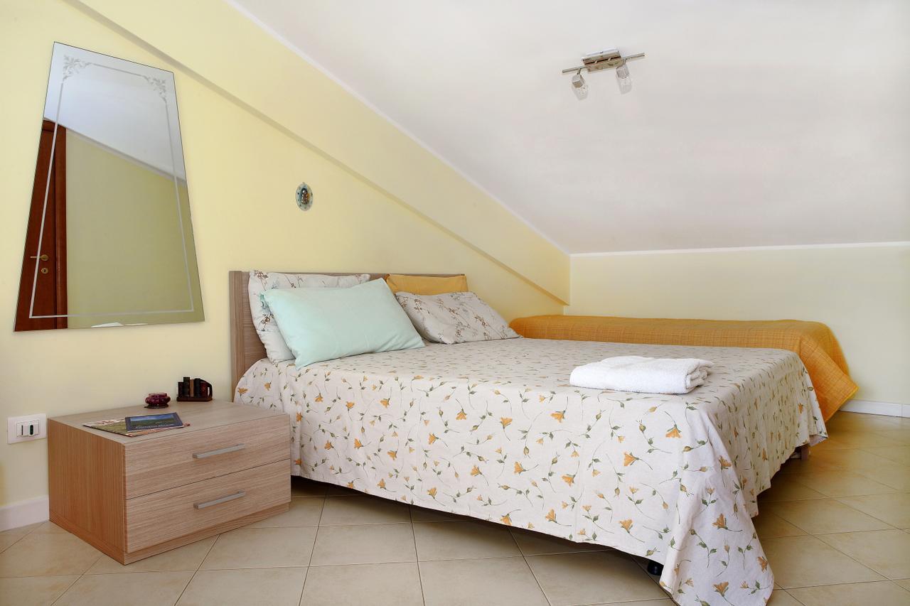Adriana Casa Vacanze Mare Etna Sicilia Acireale Eksteriør bilde