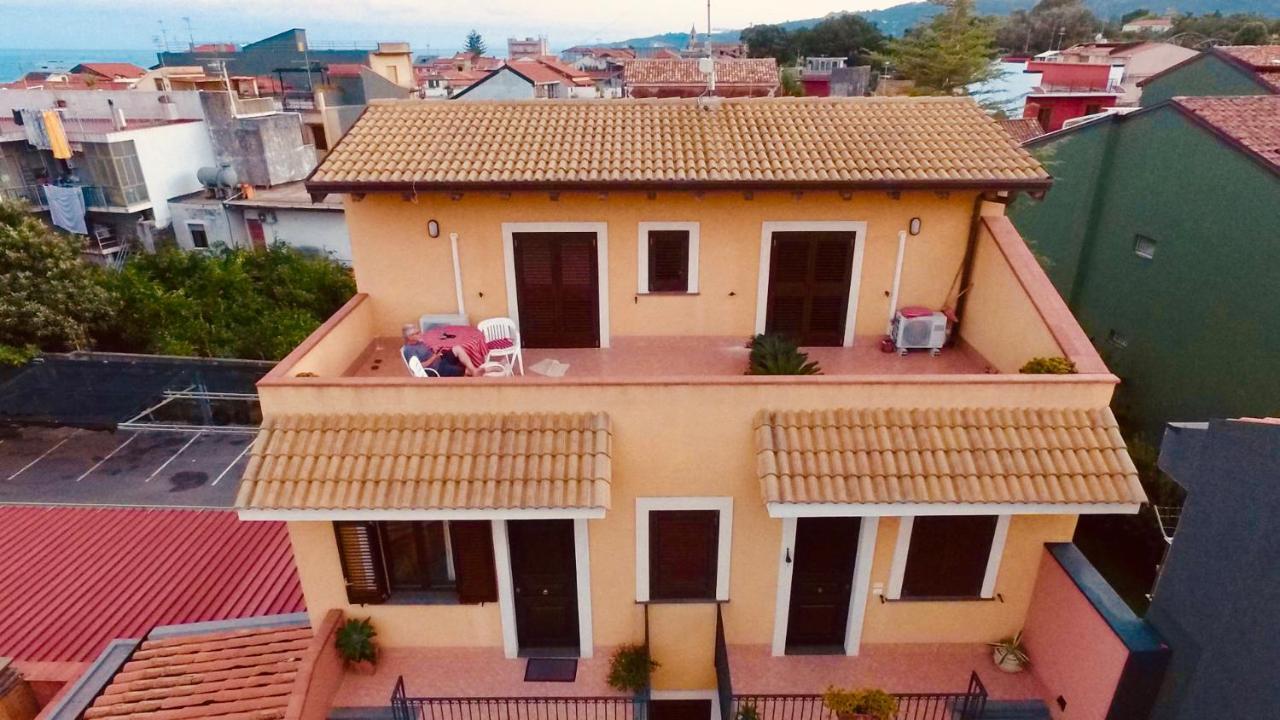 Adriana Casa Vacanze Mare Etna Sicilia Acireale Eksteriør bilde